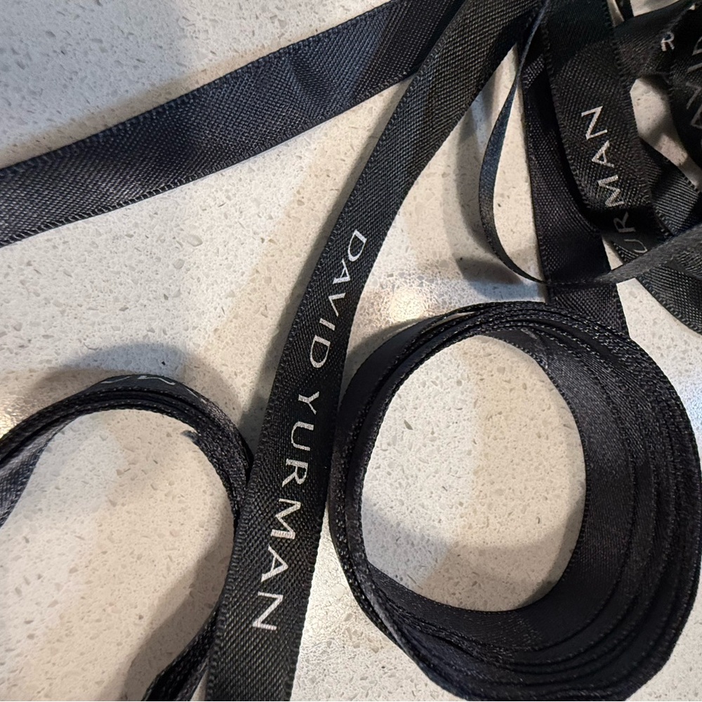 David Yurman Elegant Silk Gift Ribbon 🎀 - Picture 6 of 8